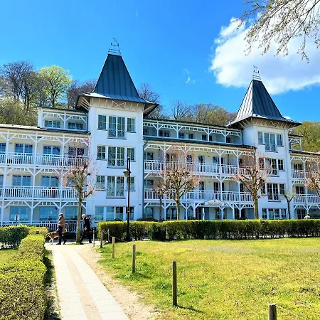 Seeschloss 24 * Остзебад Бинц